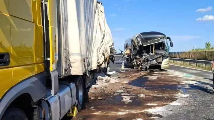 Buszbaleset a 8-ason: döbbenetes részletekre derült fény