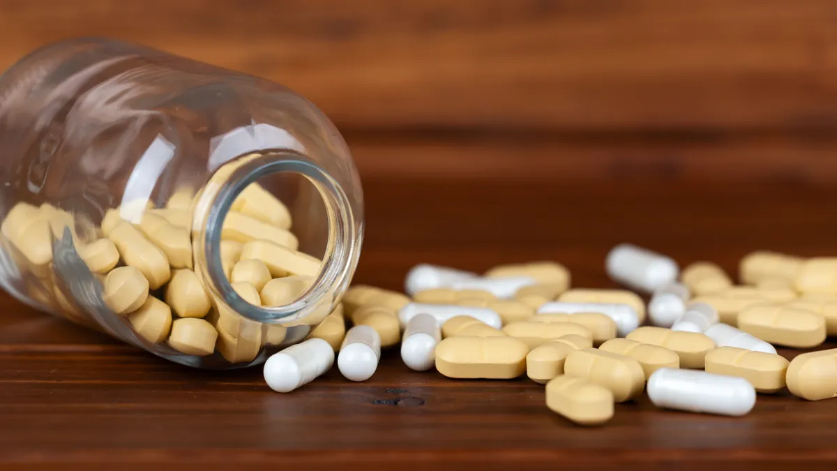 puffadás, magnézium, vitaminok, tabletták, kapszula