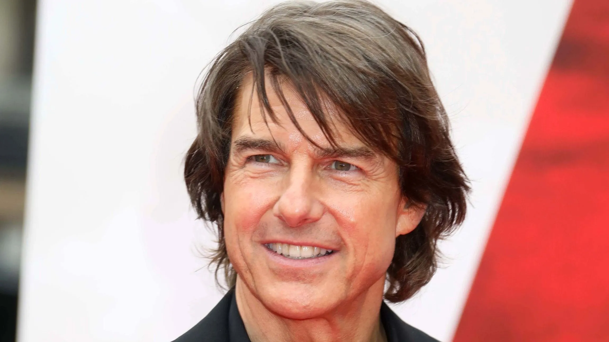 Tom Cruise és Ana de Armas az Oasis koncerten romantikázott