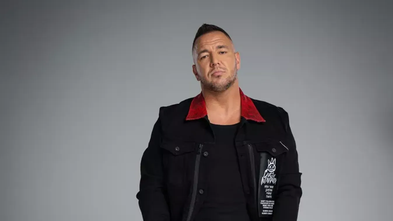 Szinte rá sem ismerni Curtisre: itt vannak a megdöbbentő fotók a rapperről