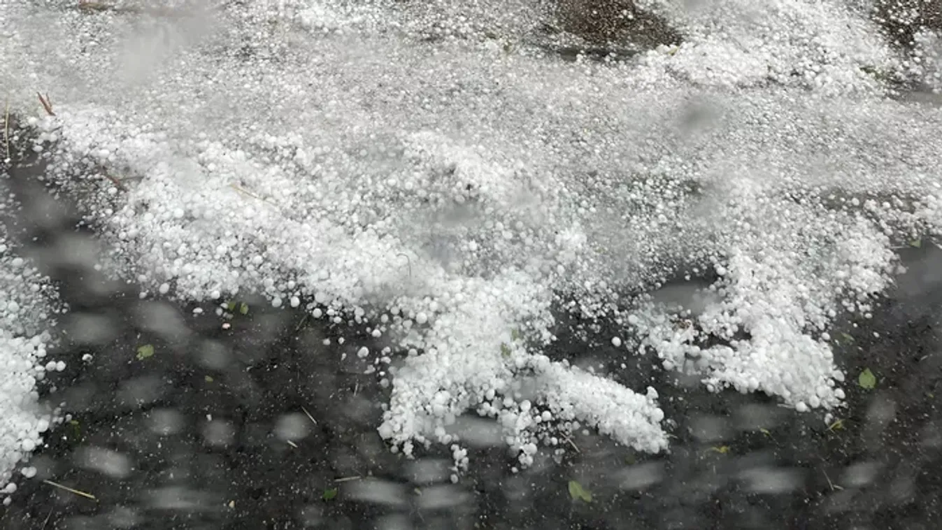 Piros riasztás: brutális jég pusztított az M4-esen, Ferihegy egy részét kiürítették - Fotó