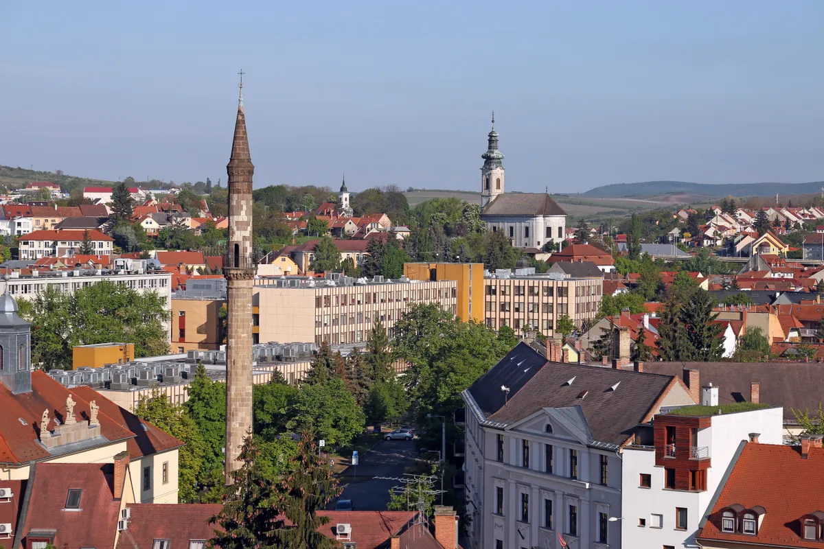 Eger, minaret, városkép, 