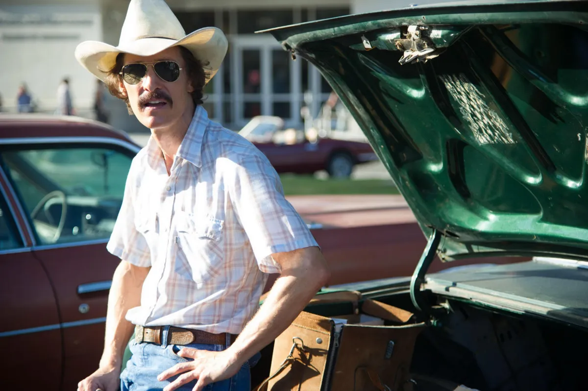 A szigorú diéta mellett McConaughey annyi bort ivott amennyit csak bírt (Fotó: Moviestore Collection/face to fa)