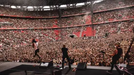 Guns N’ Roses – Budapest 2025: maratoni nosztalgia és megújulás a Puskás Arénában