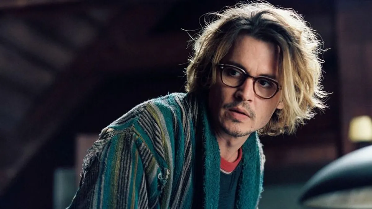 Rá sem lehet ismerni, horrorisztikus szerepben tér vissza Johnny Depp! Mutatjuk a legőrültebb szerepeit