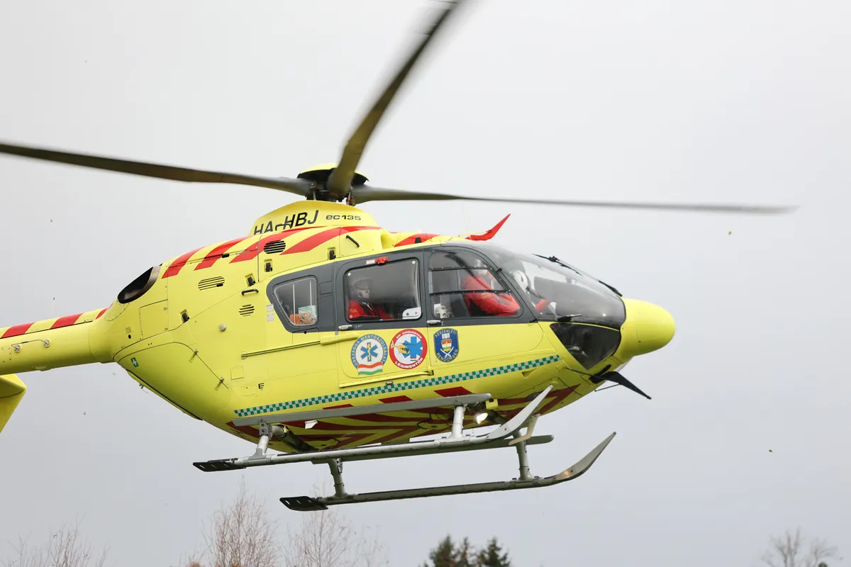 SZAK5427