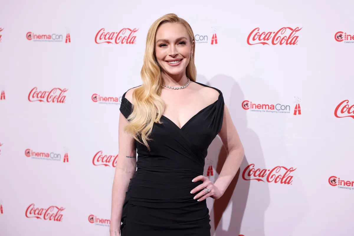 Lindsay Lohan dubaji élete, Los Angelestől már kiveri a víz (most jön a mozikba a Nem férek a bőrödbe második része) - BORS
