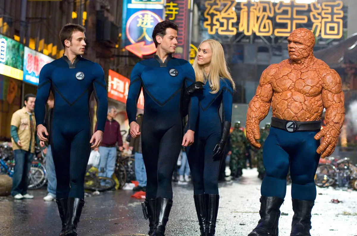 2007 - Fantastic Four: Rise of the Silver Surfer - Movie Set