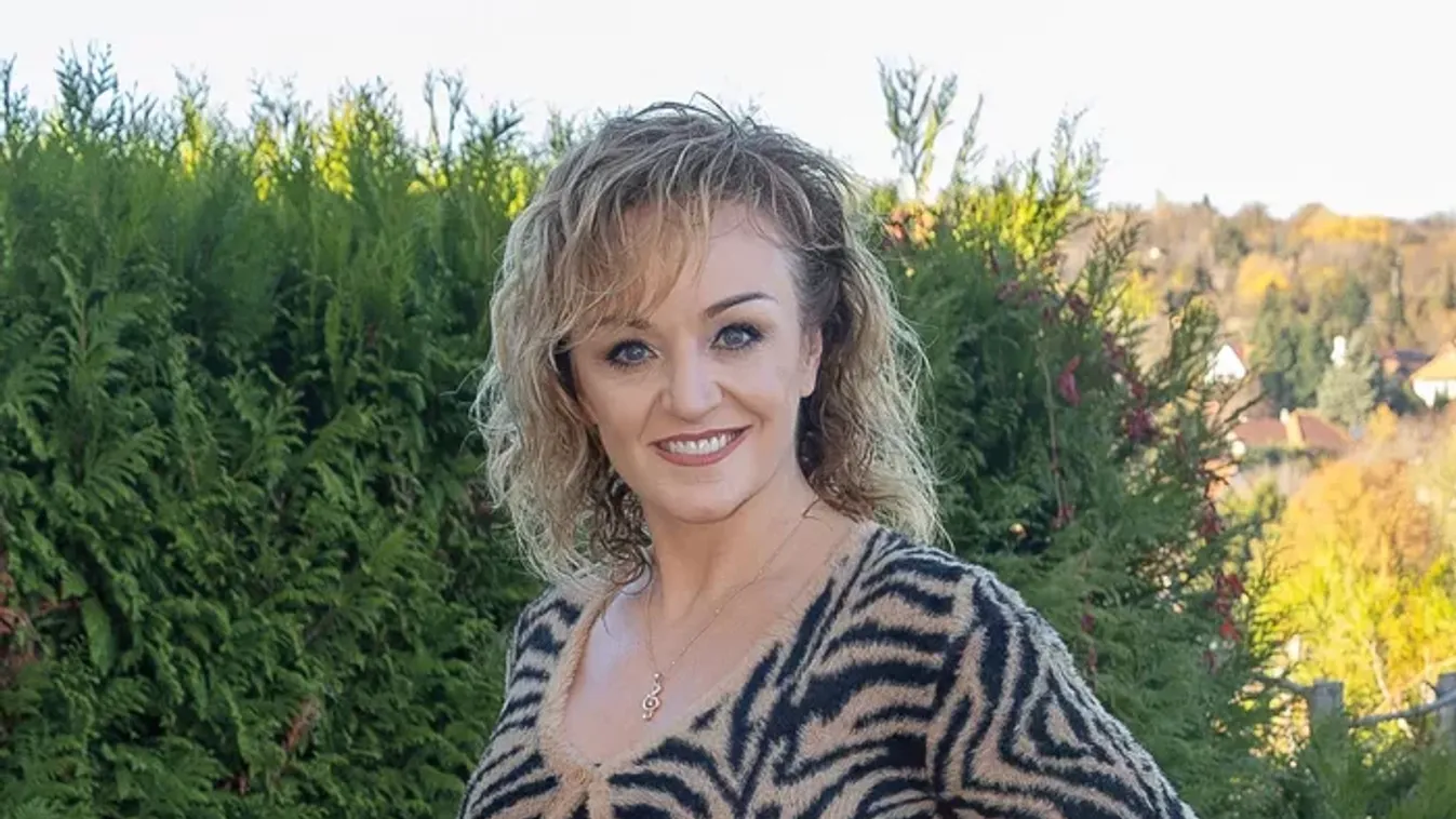 Szandi, Bódi Sylvi, Rubint Réka – 40 felett is jól mutatnak bikiniben kedvenc celebnőink