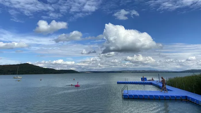 Megrázó részletek: Eltűnt egy idős férfi a Balatonban