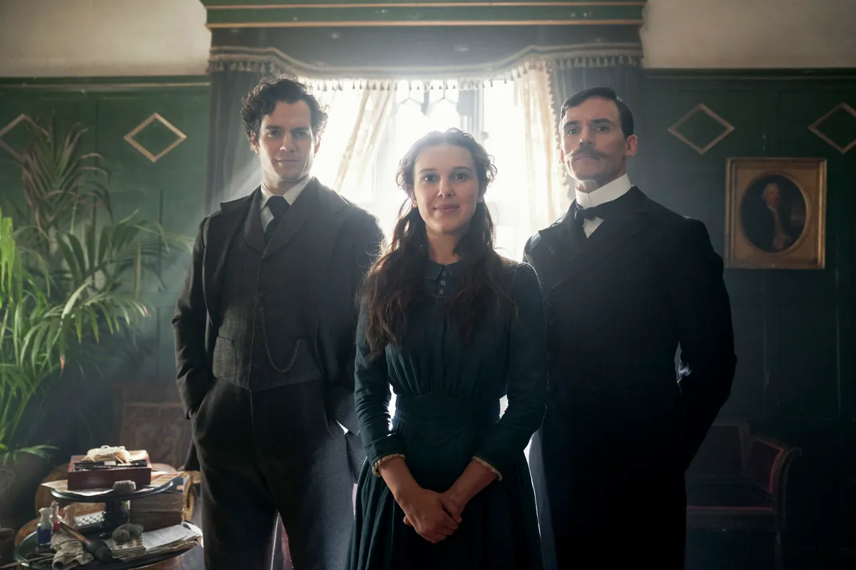 2020 - Enola Holmes - Movie Set. Netflix
