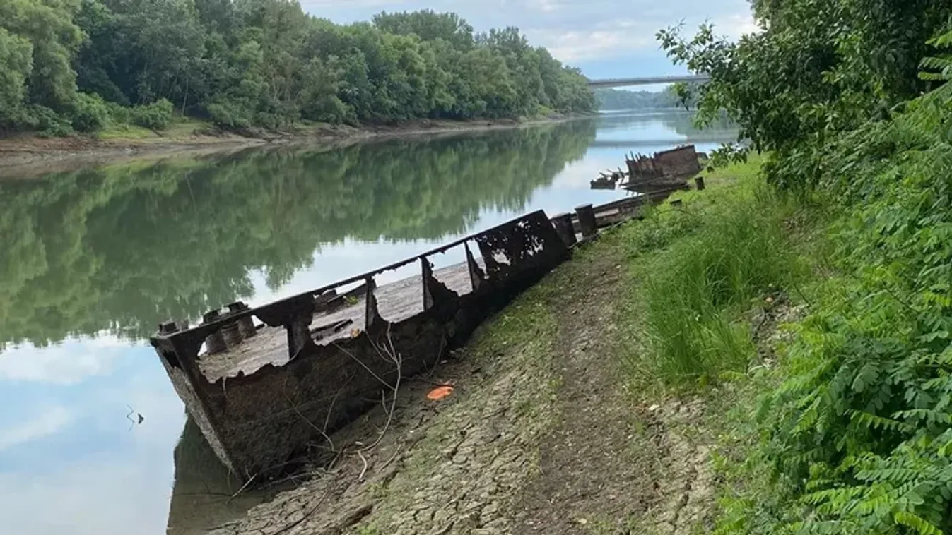 55 éve elsüllyedt hajó mutatta meg magát a Tisza fenekéről