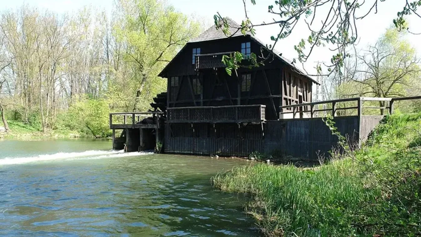 Evezős és bringás kaland a Felső-Tisza vidékén – Amit a Szatmárcseke és Lónya közti útról még senki sem mondott el