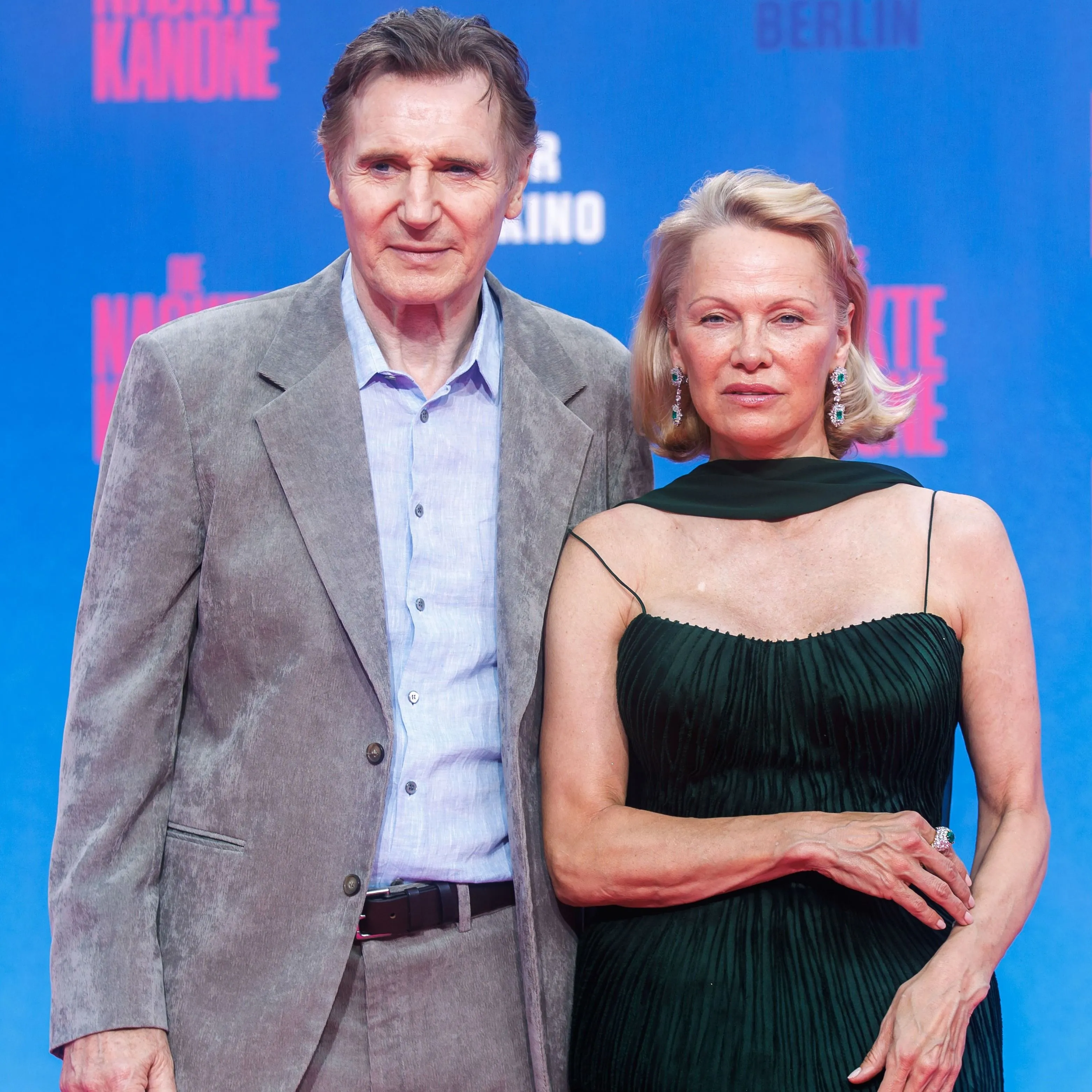Dúl a láv! Pamela Anderson kiköpött mása Liam Neeson néhai feleségének