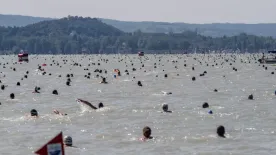 Te át tudnád úszni a Balatont? Tippek, trükkök és veszélyek, amikkel számolnod kell