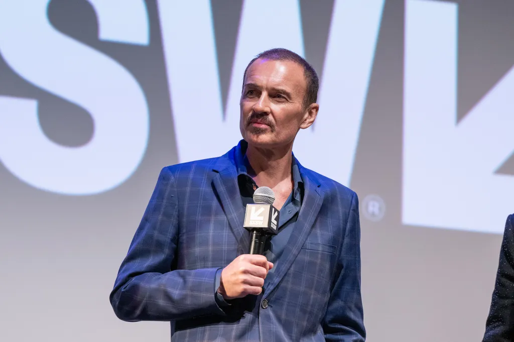 Julian McMahon