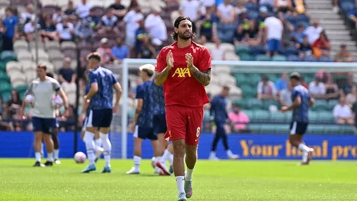 Elkerülték egymást a magyarok a Liverpool meccsén