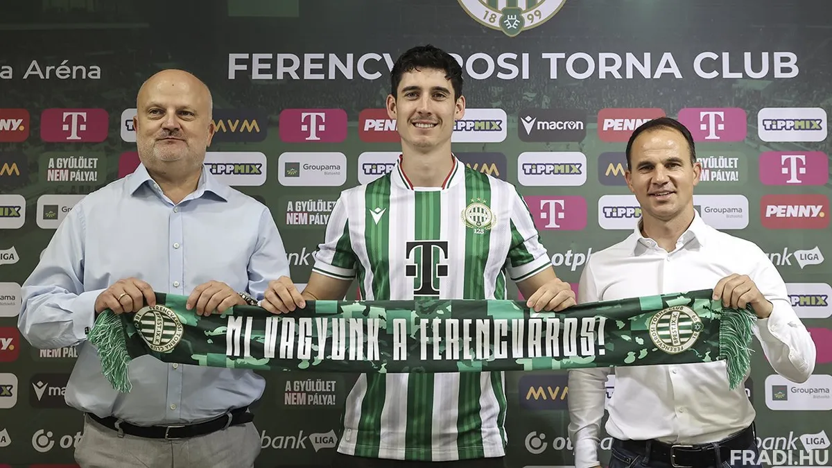 Callum O'Dowda (kézépen) képességeit nyilván jól ismeri az ír Fradi-edző, Robbie Keane