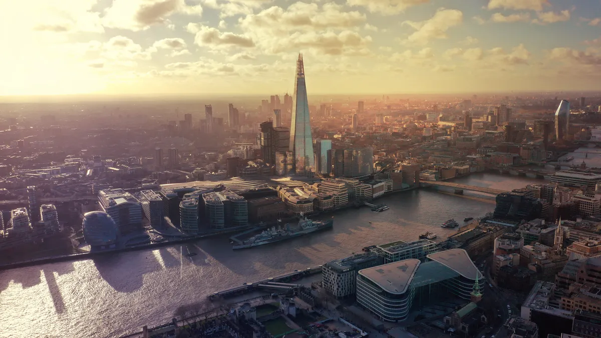 Felhőkarcoló, The Shard, London, Temze