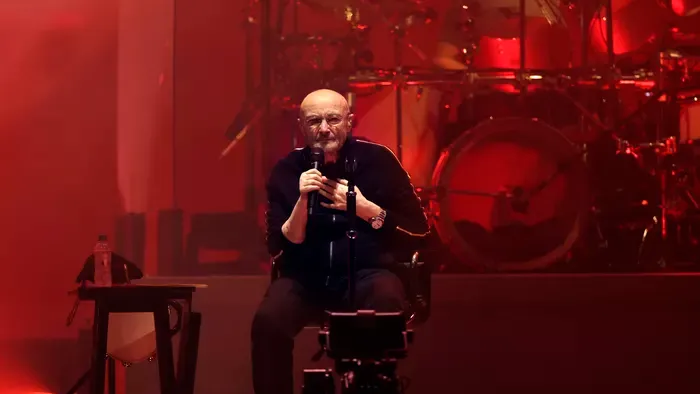 Kórházba került Phil Collins, itt az igazság az állapotáról