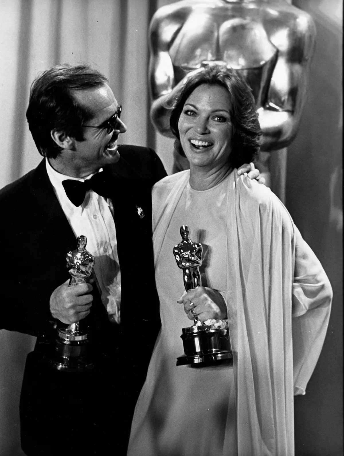 Jack Nicholson és Louise Fletcher a Száll a kakukk fészkére főszerepeiért kaptak Oscar-díjat (Fotó: KEYSTONE Pictures USA)