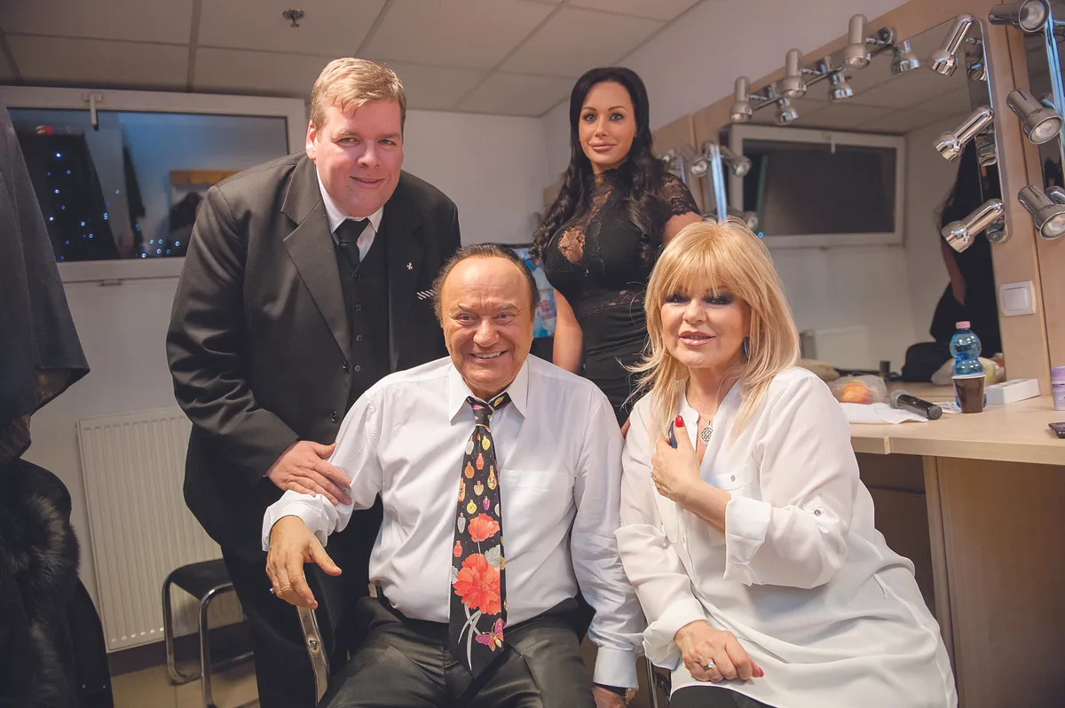 HOT! HÉTFŐI FELTÖLTÉSEK
BB Évi - Adrián
Marsi Anikó - Peti
Schmuck Andor - Adrián
Judy - Niki
Palik László - Niki