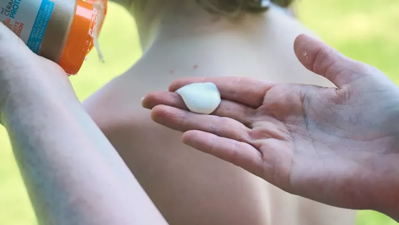 A naptej nem elég: így védd meg a gyereked a bőrráktól