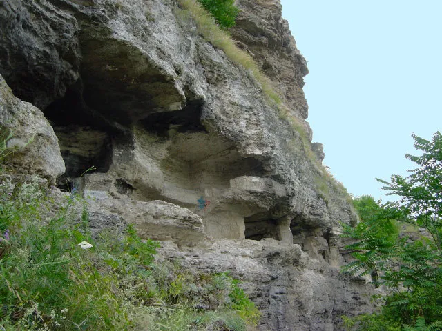 Az ismeretlen Moldova, utazás, Tipova kolostor