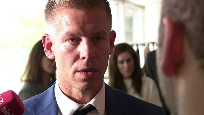 Magyar Péter pofonjai a nőkön csattannak a legnagyobbat