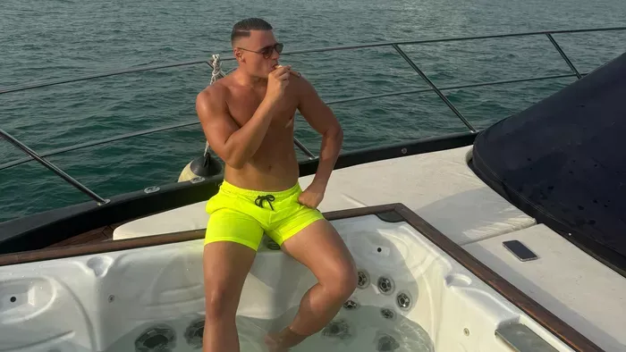 Ismeretlen nők rabolták ki PSG Oglit a dubaji luxusbulin