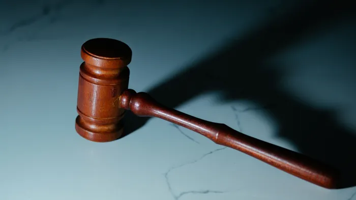 Vádat emeltek a nővel szemben, aki a gyermeke halálát okozta