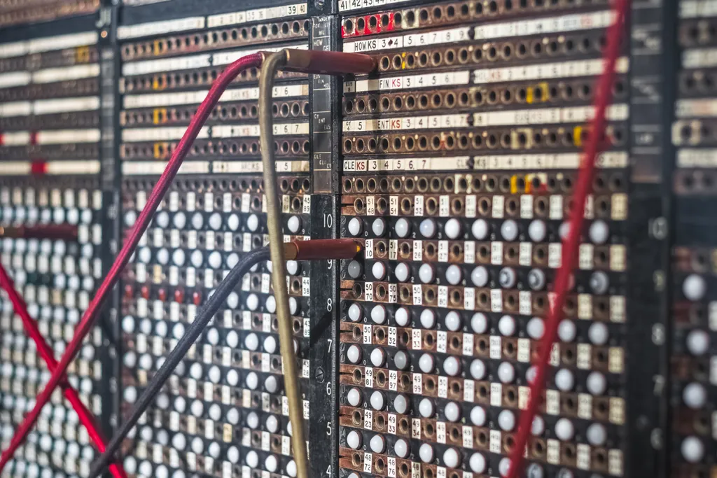 telefonközpont, régi szakma, mobiltelefon