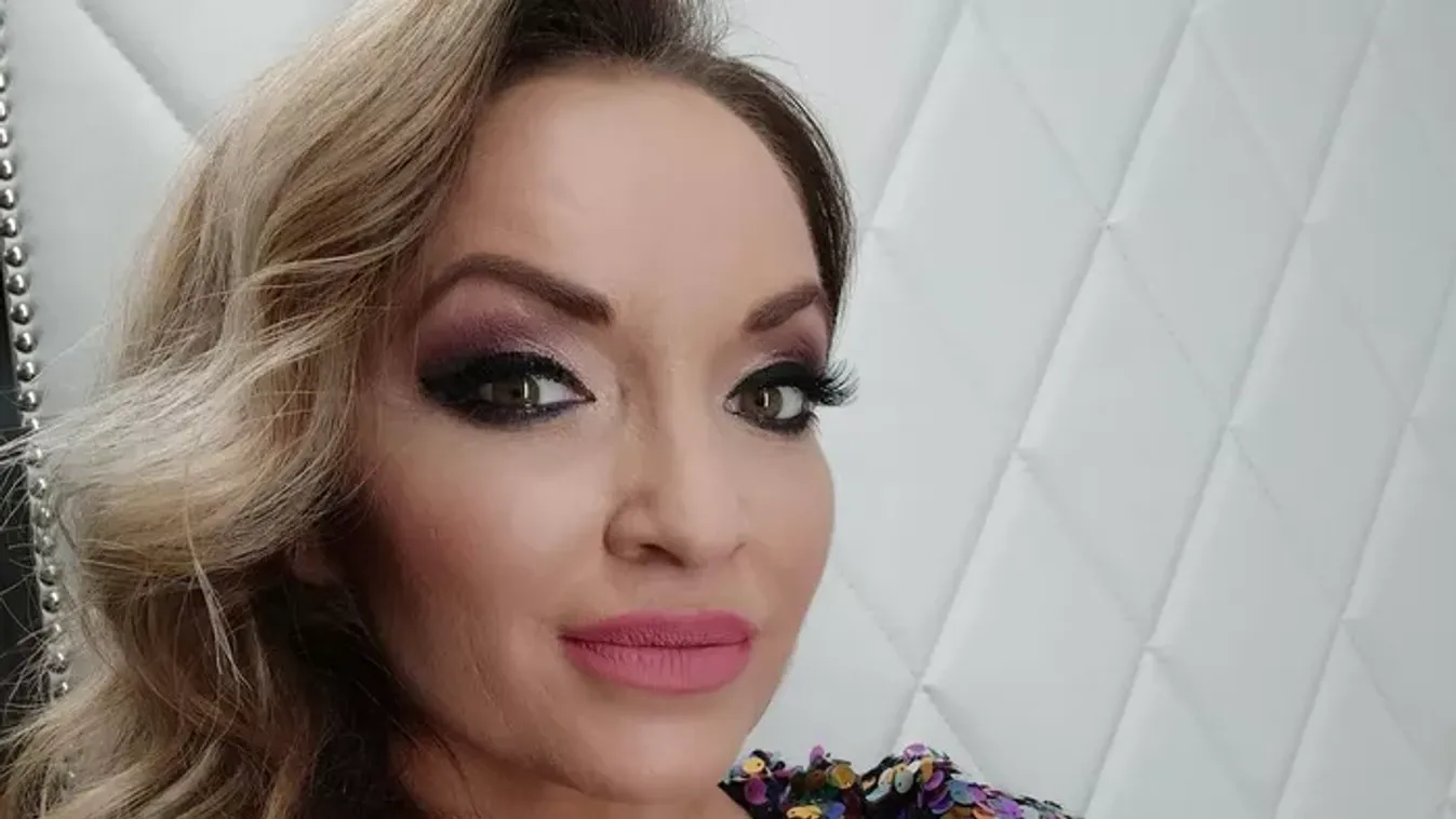 Szakítása után egy titokzatos férfival kapták le Völgyi Zsuzsit! Újra szerelmes a Romantic sztárja