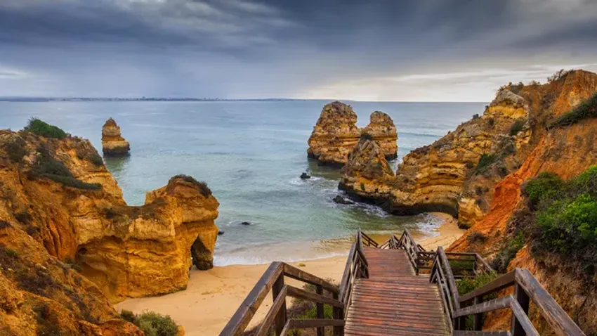 5 csodaszép európai tengerpart, amit ősszel is meg kell látogatnod