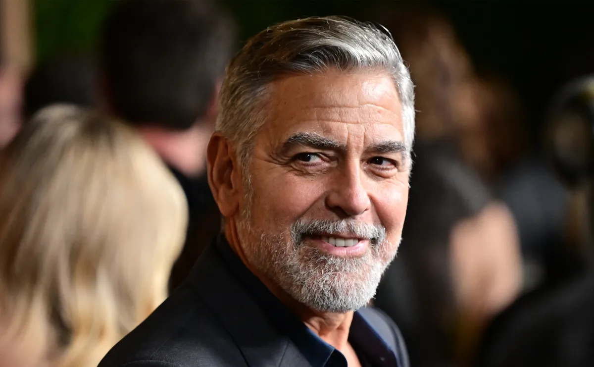 George Clooney nem alszik sokat