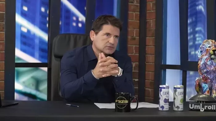 Schmuck Andortól búcsúzik Hajdú Péter
