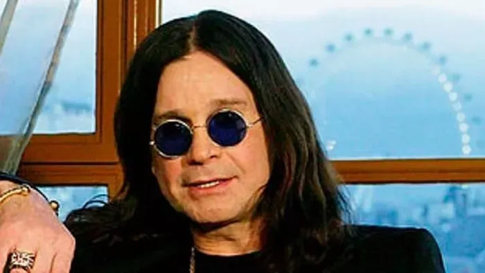 Ozzy Osbourne utolsó show-ja: Eljegyzés és vad pogózás