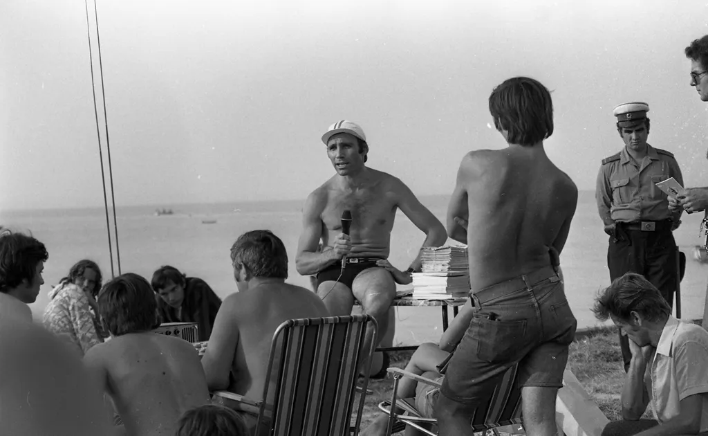 Balaton-Radnoti-Laszlo-a-Magyar-Radio-sportriportere-1974