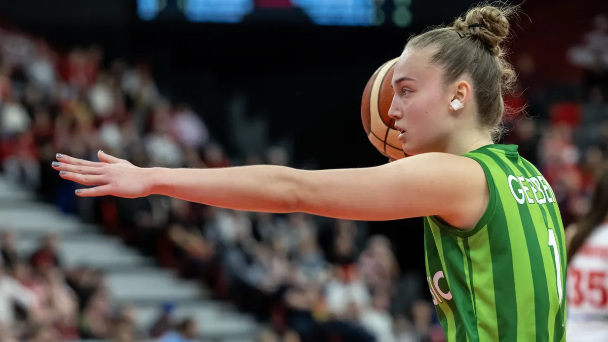 Igent mondott szerelmének, menyasszony lett a leukémiát legyőző magyar sportolónő