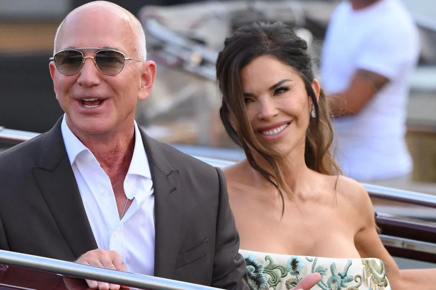 Így buliztak a sztárok Jeff Bezos esküvőjén