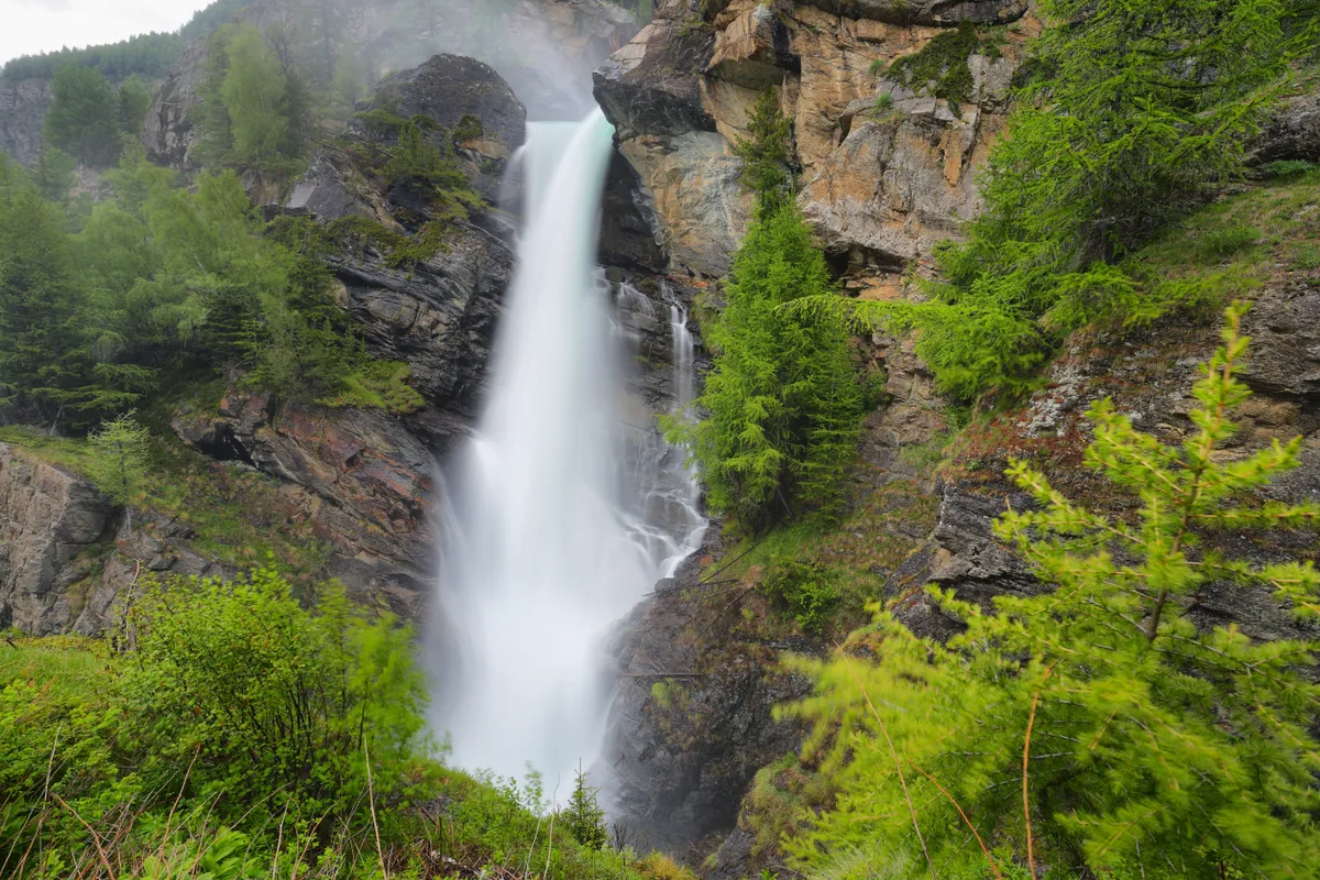 Valle d'Aosta, olasz Alpok, Cascate di Lillaz vízesés