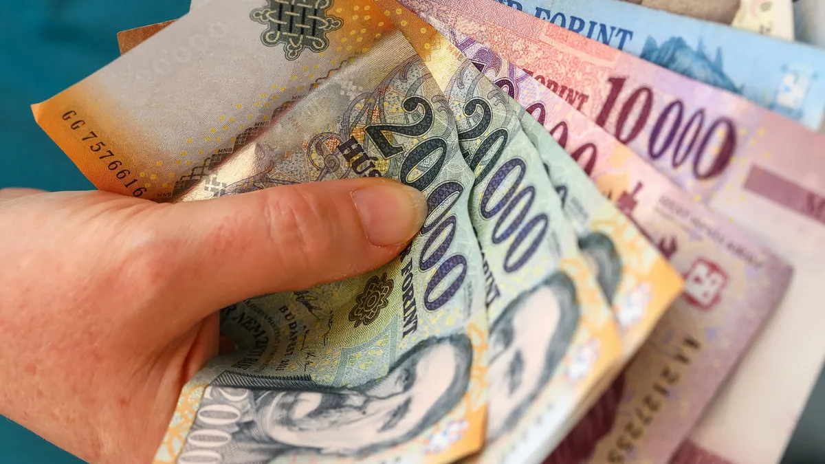 Bejelentette a kormány a nyugdíj-kompenzációt