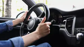 Ezzel a filléres autós trükkel lefelezheted az üzemanyag-fogyasztásodat