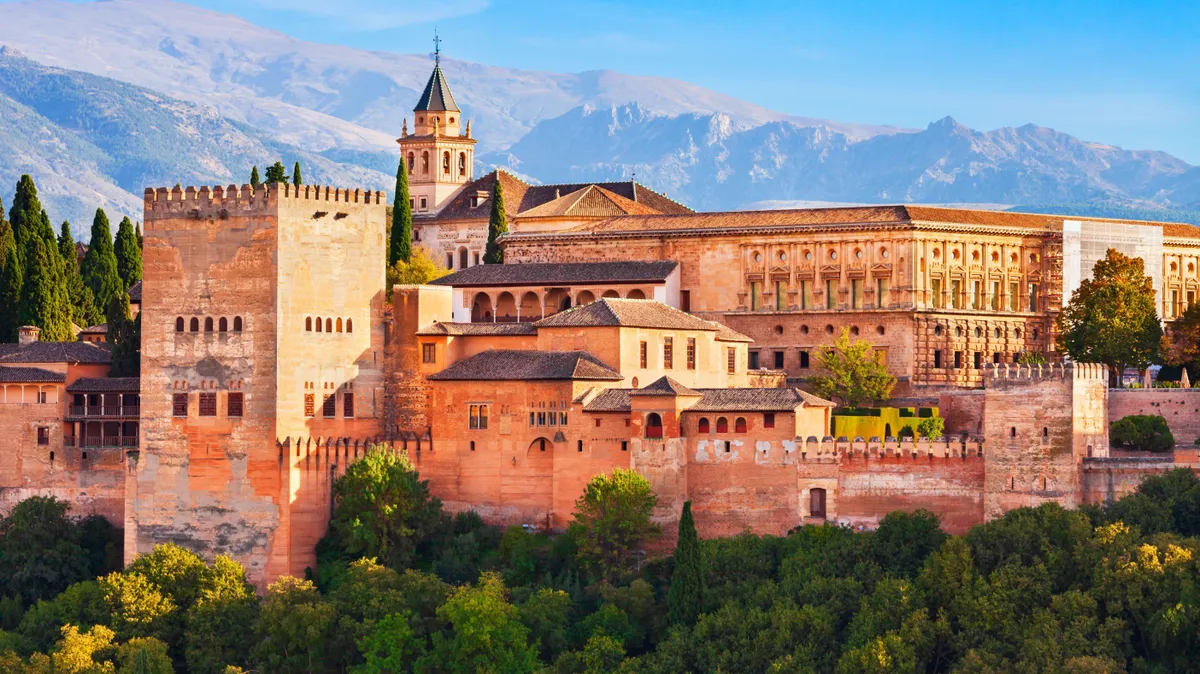 Granada – Az andalúz álomváros, ahol a mór múlt és a flamenco ritmusa találkozik