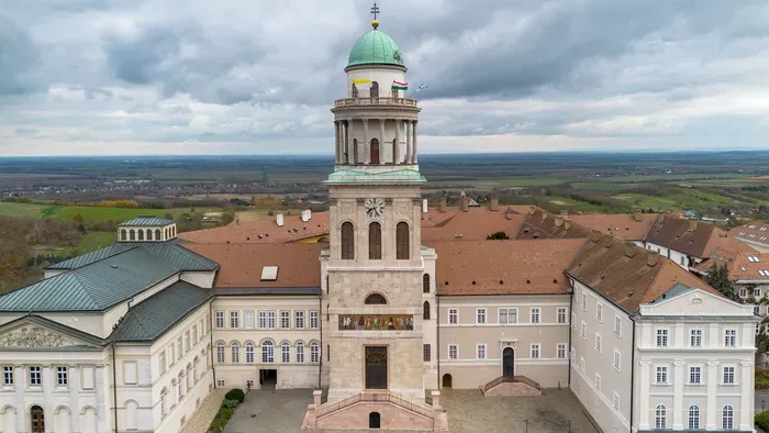 Ezeréves apátság, levendulamező – kalandok Pannonhalmán