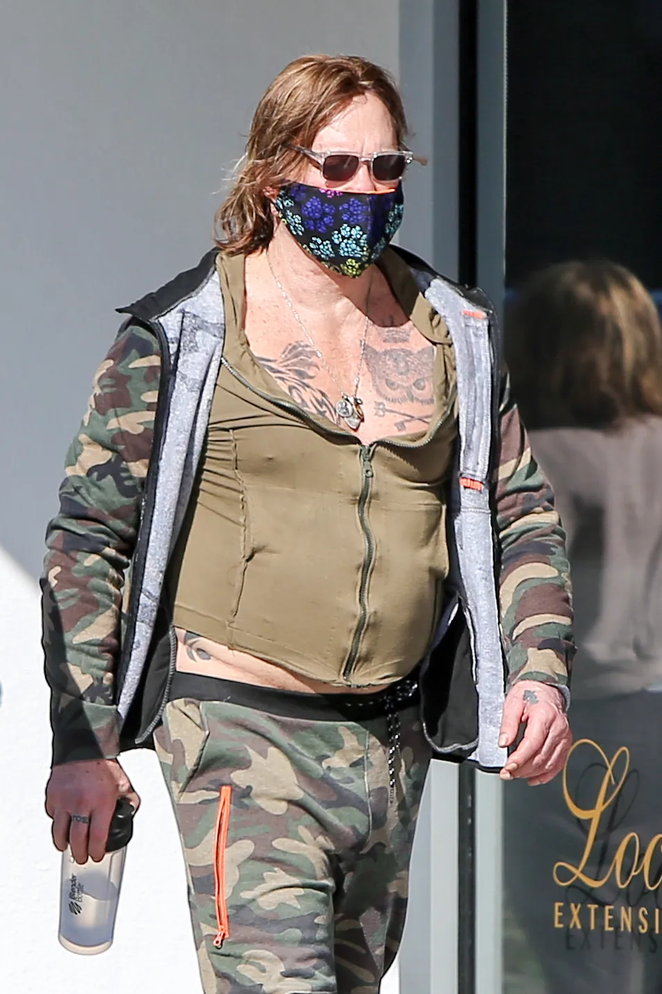 Mickey Rourke új képeit látva úgy tűnik az egykori profi bokszoló már csak árnyéka önmagának