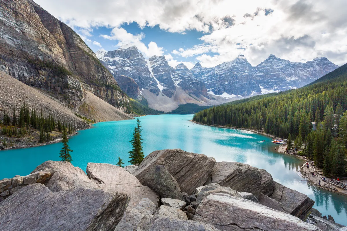 utazási kvíz, Banff Nemzeti Park, tó, fenyvesek, hegyek