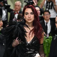 Dua Lipa képe