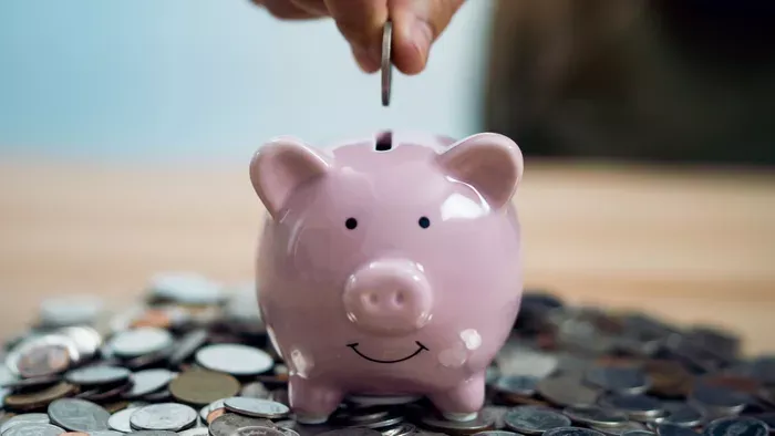 "Pénzügyi tudatosság" - lakbért szed 6 évesétől egy apa