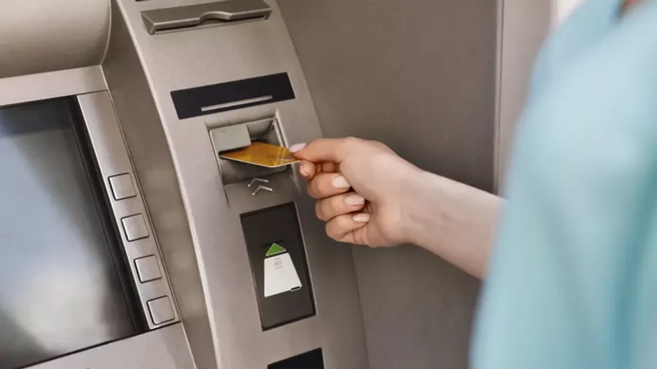 Vigyázzunk az ATM-es csalásokkal és védjük meg a bankkártya adatait